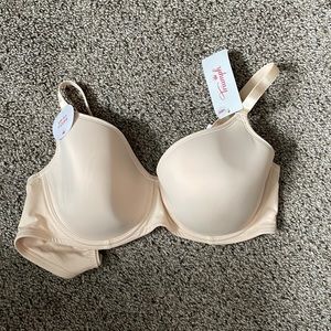 Cream underwire bra size 36DD